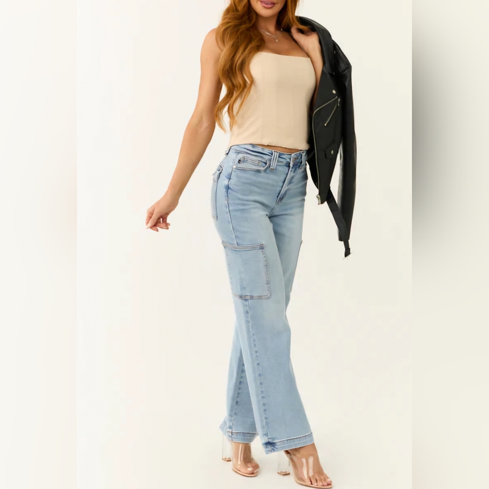 Judy Blue High Rise Light Wash Straight Wide Leg Cargo Jeans Regular Plus NEW - Picture 16 of 16
